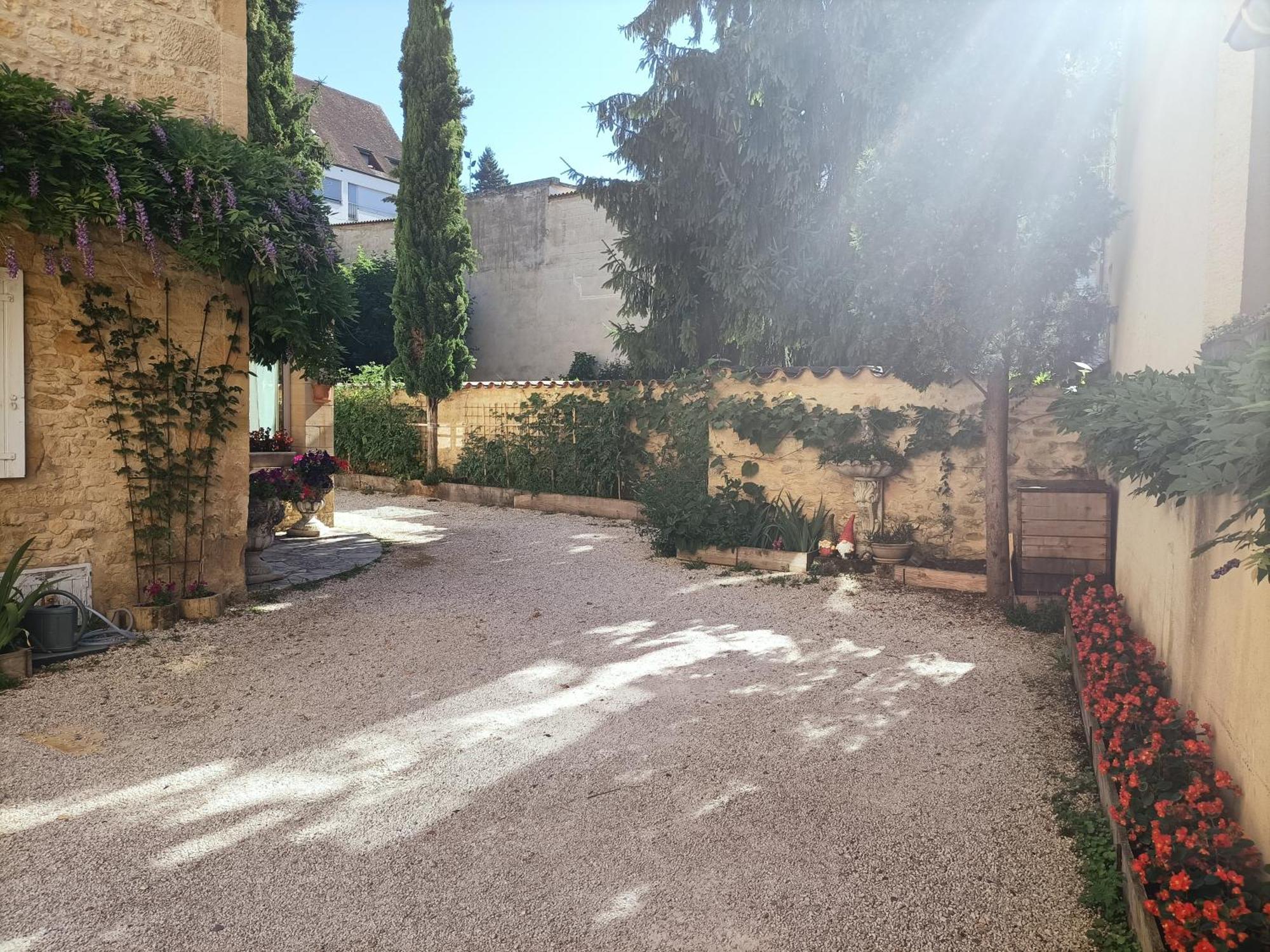 Les Chambres D'Hotes Chez Alisa Et Daniel Sarlat-la-Canéda Exterior foto